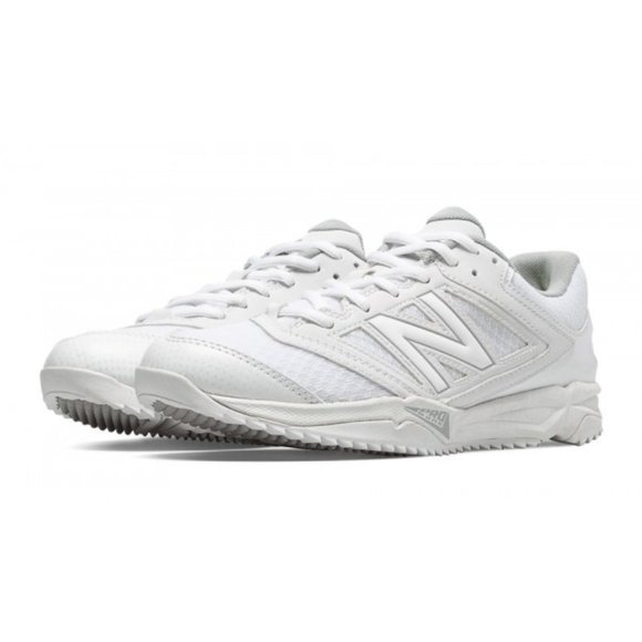 New Balance Womens Softball Turf Shoe 